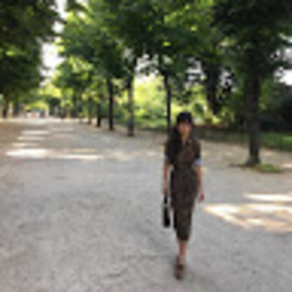 Meet your Posher, Sieun - Picture 1 of 1